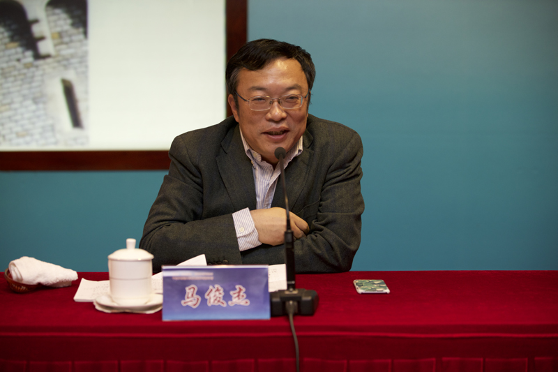 11月14日下午，“千名中西部大学校长海外研修计划”第七期英国、德国、澳大利亚团回国总结汇报会在学院举办。该研修计划由李兆基基金会和香港培华教育基金会共同出资与教育部合作开展，国家教育行政学院主办。教育部港澳台办公室常务副主任赵灵山和学院党委书记、常务副院长马俊杰出席汇报会并讲话。会议由学院副院长牛文起主持。