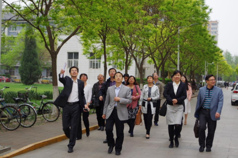 会谈结束后，四季风班一行还参观了北师大形象陈列馆与外国语言文学学院生活指导室，感受百年老校的文化积淀和以学生为本的人文关怀。