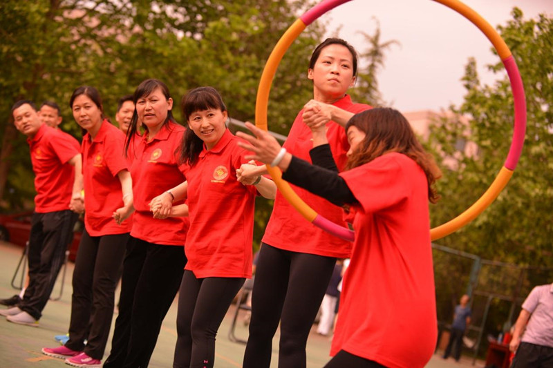 第48期高校中青年干部培训班（高职中青第三期）趣味运动会顺利举办