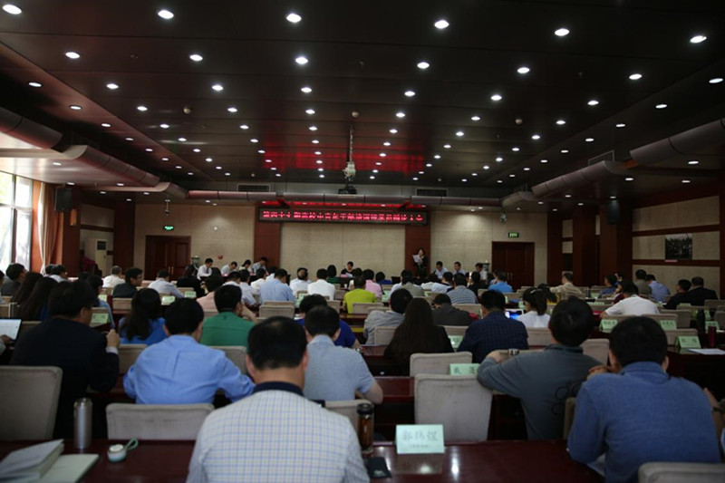 第47期高校中青年干部培训班举行第二次专题辩论赛