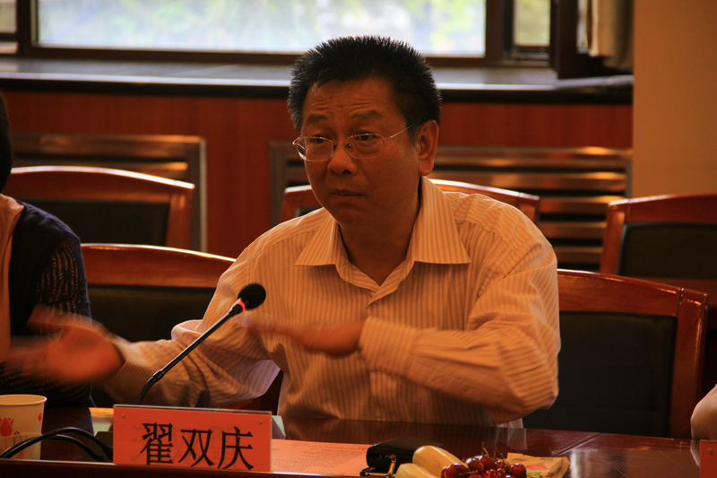 交流会上，翟副书记首先介绍了北京中医药大学的校情和学校人才培养的改革举措与成效，并就学员们提出的关于中医、中药走向世界的瓶颈，推广中医国际化等问题作了解答。