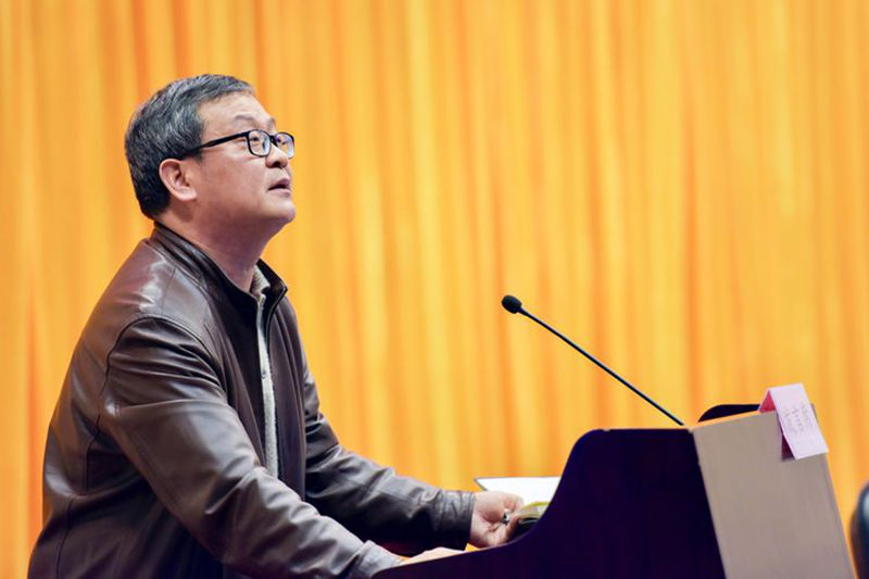 三班学员、河北中医学院实验中心主任王鑫国，从