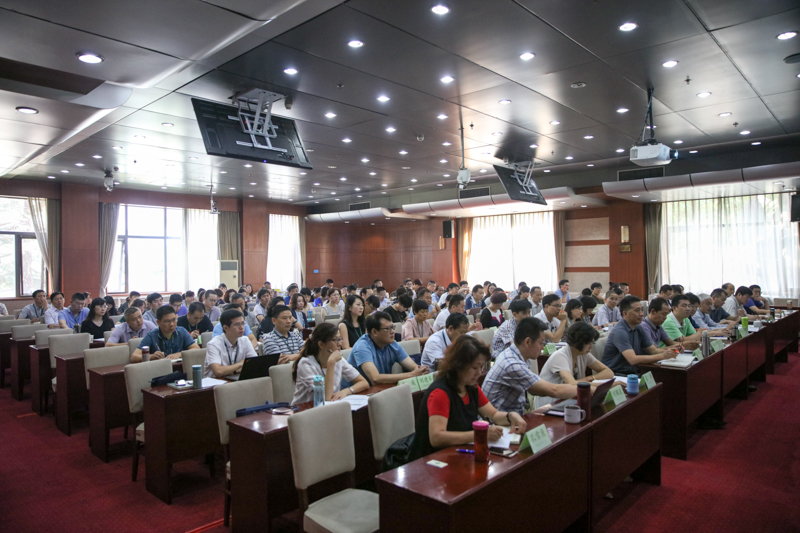 来自全国31个省、直辖市、自治区的115名学员，将围绕《第二期特殊教育提升计划（2017-2020）》、残疾人事业发展、残疾人教育法律法规、特殊教育学校义务教育课程标准以及国家特殊教育改革试验区建设等与特殊教育密切相关的重要议题，进行为期一周的培训学习。（姚翔）