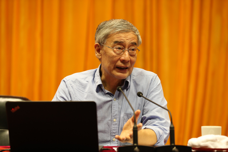 张力分析了“四个全面”战略布局对教育改革发展提出的总体要求，在此基础上他进一步阐述了“十三五”时期我国高等教育改革发展的主要政策思路。他强调，“十三五”时期是全面建成小康社会的决胜阶段，我们要深入贯彻党的十八大、十八届三中、四中、五中、六中全会精神和习近平总书记系列重要讲话精神，将教育系统重要使命落到实处。