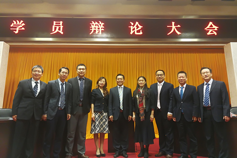 辩论赛的成功举办,寓教于乐,加强了全体学员有关高等教育理论知识的学习与思考,深化了对高等教育改革实践探索的总结与反思,促进了学员之间的深入了解与深厚情谊,提升了学员的组织能力与合作精神,拓展了培训学习的形式与方式,巩固了培训学习的收获与效果。
(供稿:第52期高校中青班学员、扬州大学文学院院长陈军;审稿:总班主任 李永贤) 辩论赛的成功举办,寓教于乐,加强了全体学员有关高等教育理论知识的学习与思考,深化了对高等教育改革实践探索的总结与反思,促进了学员之间的深入了解与深厚情谊,提升了学员的组织能力与合作精神,拓展了培训学习的形式与方式,巩固了培训学习的收获与效果。
(供稿:第52期高校中青班学员、扬州大学文学院院长陈军;审稿:总班主任 李永贤)