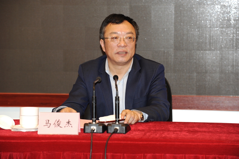 马俊杰中讲话中简要介绍了国家教育行政学院的办学历史和性质，以及开展的主要工作。他指出，中国共产党人依靠学习走到今天，也必然要依靠学习走向未来。在新时代，中国特色社会主义伟大事业对干部队伍提出了新的更高的要求，同时对干部培训工作也提出了更高的要求。他希望全体学员要珍惜学习机会、尽快转变角色、注重相互交流、遵守培训纪律。