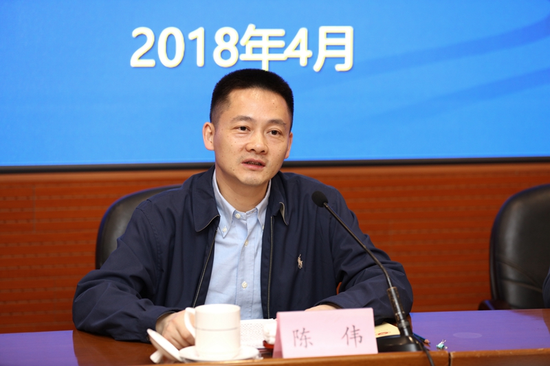 陈伟在讲话中要求学员，一是迅速转变角色。各位学员要忘掉原来的工作身份，进入巡视干部的角色。巡视的政治性、政策性和纪律性都非常强，要求巡视干部必须做到政治过硬、作风优良、纪律严明。二是加强交流。不仅要认真听取专题报告，还要利用其他时间加强对马克思主义经典著作的学习。培训还专门安排了交流研讨，大家要积极思考，踊跃发言，真正做到相互启发，共同进步。三是严守纪律。要严格落实中央八项规定精神，严格遵守培训纪律，严格执行请示报告制度。