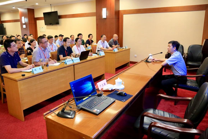 于永明勉励大家静心学习，通过两个月的集中课程，系统学习理论知识，探寻教育规律，认识教育本质，更好地按照教育规律办事。希望大家在学习的基础上更要深入地思考问题，善于透过现象看本质，拨开表象找根本，厘清影响事物发展的关联因素。同时，要利用这次难得的同学机会，充分地交流研讨，借鉴成功经验，互为所用。他强调，学员们要用学习所获创造性地推动工作，深入领会发展精神，对照本单位的实际，找准契合点，提高工作水平，为实现浙江高教强省战略作出贡献。