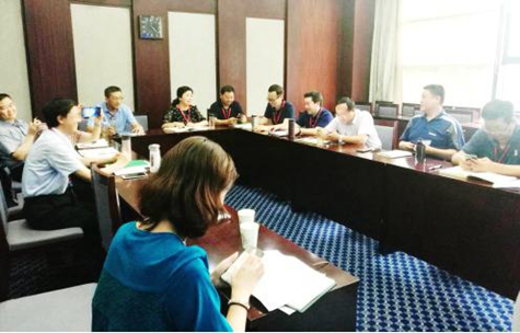在“催化师”的导学和指导下，各组成员积极运用团队列名法、头脑风暴法、鱼骨图原因分析法、目标分解图法等集体决策成熟工具，聚焦凝练岗位真问题，探究分析问题的根源所在，集思广益寻找到解决问题的适合方案，为下一步开展课题研究和外出调研打下良好基础。
大家纷纷表示，学院设置岗位聚焦专题很有必要，以结构化研讨的方式组织教学受益颇多。通过本次结构化研讨教学，学员们掌握了问题分析的常用工具方法，提高了发现问题、认识问题的能力和水平，在各抒己见、集思广益中增进了相互间友谊和感情，相互学习借鉴了各校好的经验和做法，收获满满，意犹未尽。（供稿：第57期高校领导干部进修班总班长、重庆大学副校长 王时龙；审稿：四班班主任 赵玄）