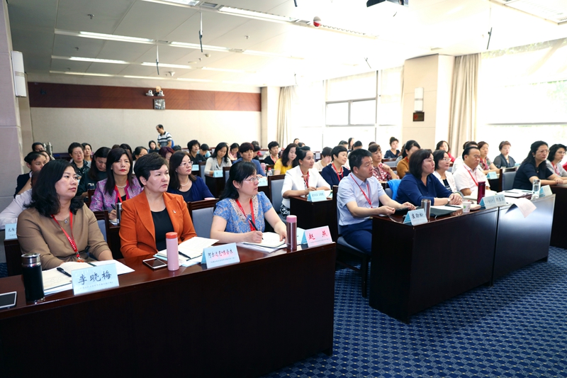 此次培训班为期一周，共有来自全自治区14个地区（州、市）及相关单位的59名干部参加培训学习。（撰稿：社会科学教研部 董险峰；摄影：图书信息技术部 于荣壮）