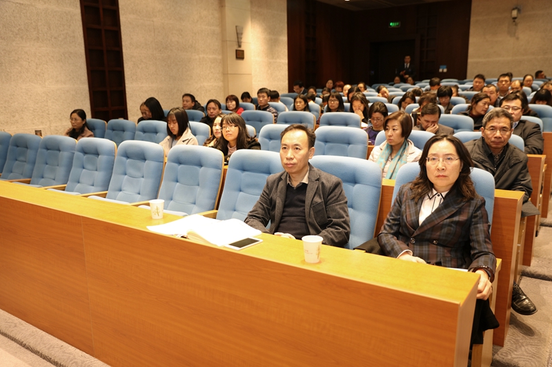 田学军从如何认识十八大以来我国教育对外开放的新变化、如何看待当前和今后一个时期教育对外开放面临的新任务新形势、如何担负起新时代教育对外开放的使命担当等三个方面介绍了学习贯彻全国教育大会精神的认识和体会。