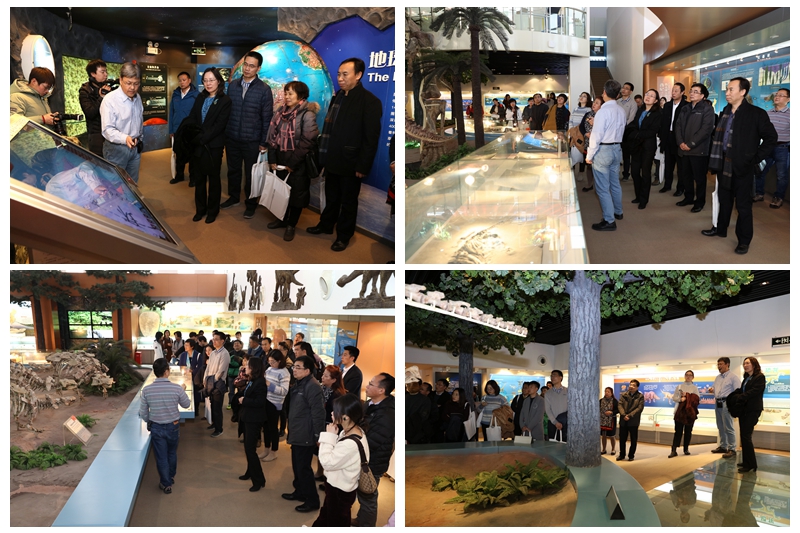 中国地质大学（北京）博物馆是历史悠久、馆藏标本系统齐全、富有特色的专业博物馆。大家认真听取工作人员的讲解。