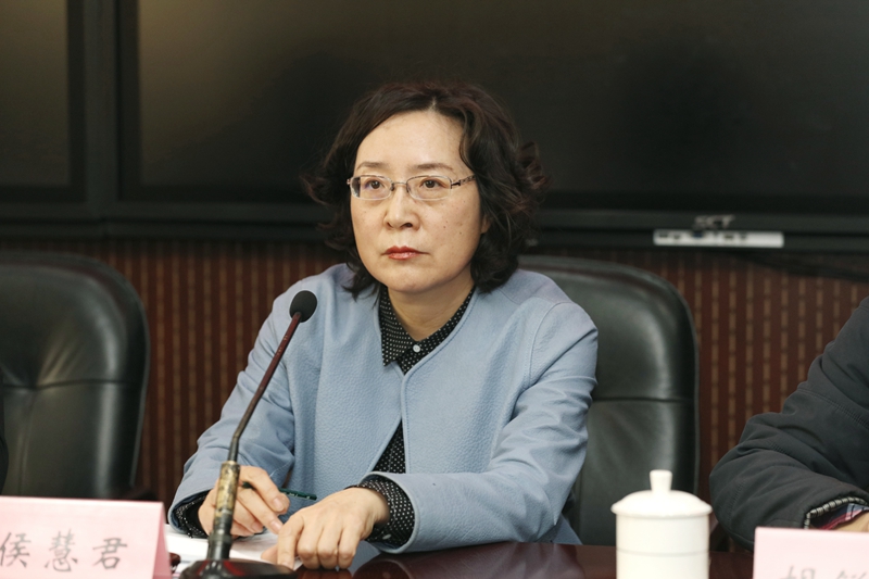 侯慧君同志在开班致辞中传达了陈宝生部长在“国家教育行政学院2019年春季开学典礼”上的讲话精神，希望各位学员按照宝生同志要求，过好信念关、政治关、师德关、任务关和责任关这“五个关”；切实把好党的领导生命线、意识形态红线、依法治校基本线、教育公平底线、教育质量中心线和反腐倡廉高压线这“六条线”。希望学员们静下心来，及时转换角色，夯实理论基础，培养战略思维，增强党性修养，顺利完成各项培训学习任务。