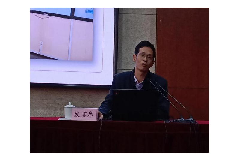 “基层党建一组”代表、浙江师范大学外国语学院党委书记俞明祥发言的题目为“深耕课程思政，厚植立德树人”。