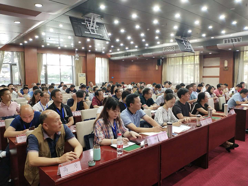 本次微讲坛时间虽短，但内容颇丰，启迪颇多！全体学员认真对待，分享交流，深思笃行，学以致用！（第12期全国县区督学培训班 供稿）