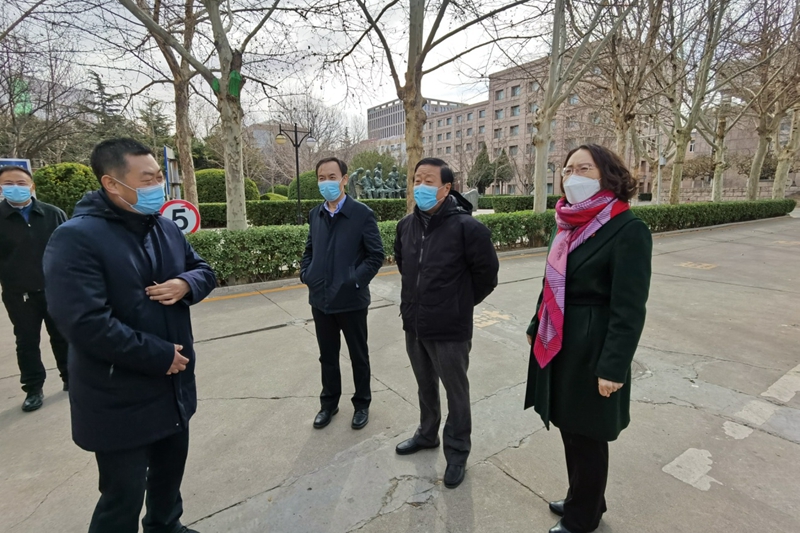 侯慧君表示，学院一定继续配合大兴区属地政府管理，严格贯彻落实党中央、教育部党组和北京市关于疫情防控的部署和要求，坚决把疫情防控工作抓紧抓实抓细，助力打赢疫情防控的人民战争、总体战、阻击战。