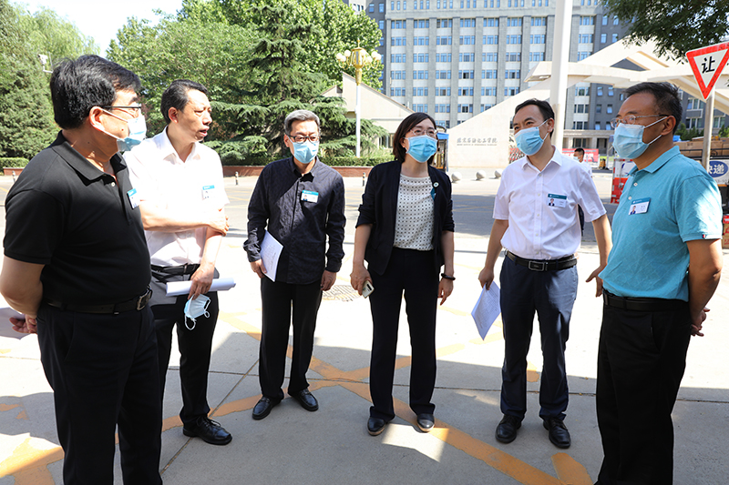 学院党委书记、常务副院长侯慧君，副院长于京天、王治军观摩指导了演练。相关部门负责人和工作人员参加了演练。