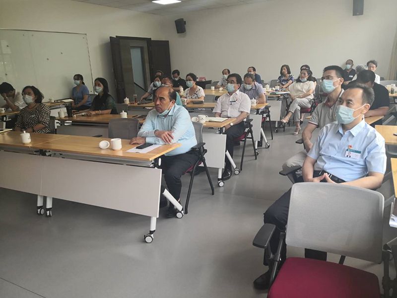 学院领导班子成员、党委委员以及在院在岗的中层干部共28位同志参加了学习活动。