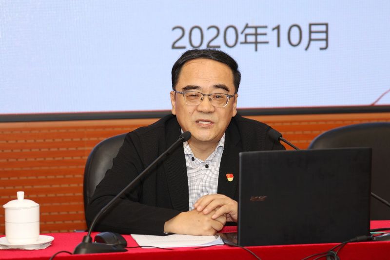 关于加强党的政治建设的历史逻辑，王光彦指出，毛泽东、邓小平、江泽民、胡锦涛等几代党的领导人都非常重视加强党的政治建设。党的十八大后，以习近平同志为核心的党中央把党的政治建设摆在更加突出位置，特别是以《关于加强党的政治建设的意见》出台为标志，我们党形成了关于政治建设一套全面、完整、系统的思想体系和实践体系。关于加强党的政治建设的理论逻辑，王光彦指出，旗帜鲜明讲政治是我们党作为马克思主义政党的根本要求。实践证明，党的政治建设是党的根本性建设，决定党的建设方向和效果，不抓党的政治建设或偏离党的政治建设指引的方向，党的其他建设就难以取得预期成效。关于加强直属机关党的政治建设的实践逻辑，王光彦指出，要聚焦“根本点”，重点抓好《习近平谈治国理政》第三卷的学习；要扭住“关键点”，不断增强践行“两个维护”的行动和效果；要把握“着力点”，着力破解理论学习系统性针对性实效性不强的问题，破解政治机关意识不强、斗争本领不高的问题，破解党建工作和业务工作“两张皮”的问题，破解形式主义、官僚主义问题。关于加强直属机关党的政治建设的方法逻辑，王光彦强调，要坚持问题导向、目标导向、结果导向相统一的原则，从群众中来，到群众中去，创新方式方法，树立底线思维，牢牢把握意识形态工作主导权。