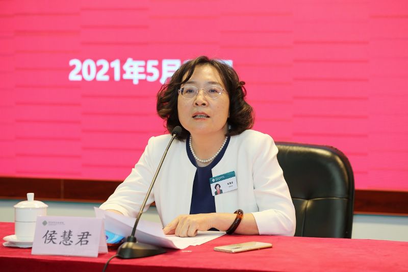 侯慧君首先代表国家教育行政学院向参训全体学员表示热烈欢迎并致以诚挚问候，向政法司对学院各项工作的一贯支持表示衷心感谢。侯慧君表示，部党组、政法司把高校法治工作的培训任务交给学院是对学院的充分信任，学院党委高度重视，多次与政法司协商沟通，认真研究制定教学计划，确定了高水平的有针对性的专题报告教师，以确保培训质量。侯慧君强调，今年是我国开启实现社会主义现代化国家新征程，向第二个百年奋斗目标进军的开局之年，也是教育系统乘势而上，全面建设教育强国的关键之年，本期培训班是站在历史节点上的一次大学习、大交流。希望全体学员结合正在开展的党史教育学习，把思想和行动统一到以习近平同志为核心的党中央对高等教育工作的重大战略决策部署上来，以习近平法治思想为指导，聚焦依法治教、依法办学和依法治校，加强交流研讨，积极探索提升高校法治工作水平和能力的有效对策和路径，推动和实现高等教育高质量发展，为建设社会主义现代化强国贡献教育力量。同时希望大家严格遵守中组织部关于干部培训学习的规定和北京市关于疫情防控的要求。