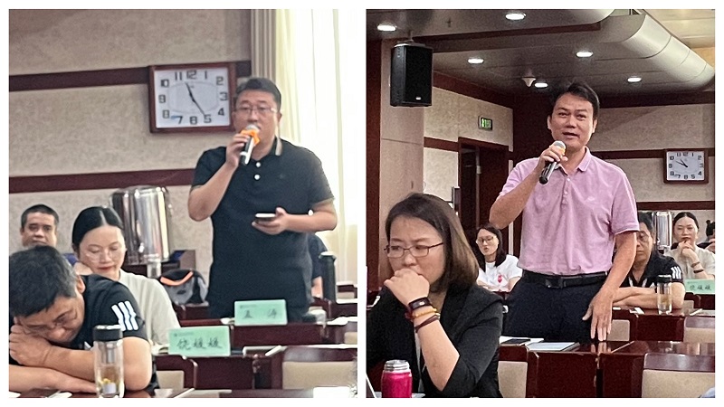 在互动提问环节,四位负责同志就“双高计划遴选的评价指标体系及可能变化”“混合所有制的政策性风险及规避”“评价体系改革及对高职院校人才培养的影响”“专科院校马克思主义学院建设标准与思路”“职业本科学校设置标准及生师比等指标的计算方法”等问题,详细解答了学员们的疑问,回应了学员们的关切。 在互动提问环节,四位负责同志就“双高计划遴选的评价指标体系及可能变化”“混合所有制的政策性风险及规避”“评价体系改革及对高职院校人才培养的影响”“专科院校马克思主义学院建设标准与思路”“职业本科学校设置标准及生师比等指标的计算方法”等问题,详细解答了学员们的疑问,回应了学员们的关切。