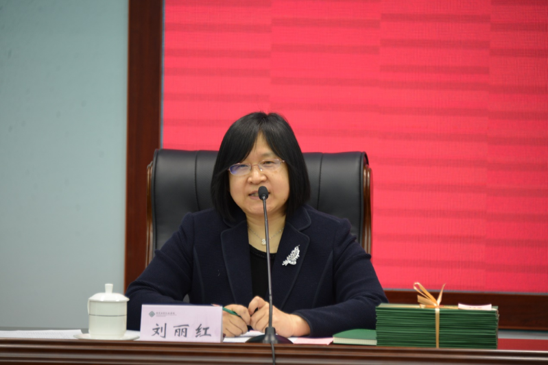 进修二部副主任刘丽红指出，石家庄市名师名校长培养工程体现出是石家庄市委、市政府对教育事业的高度重视，校长队伍培训者培训班作为首个班次，学员们要把所学所思所获落实到实际工作中，切实推动培训实效落地生根。