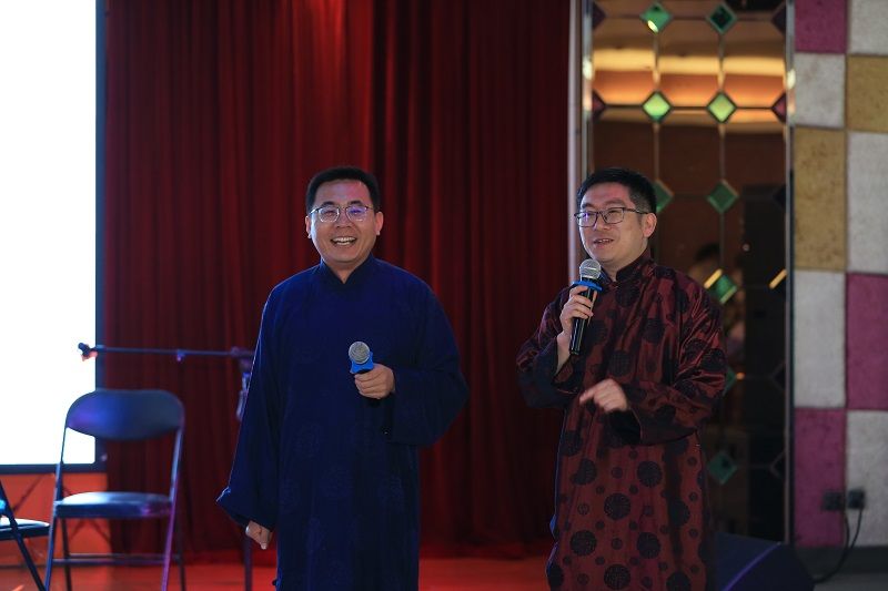 5月15日，由71期中青班2班主办的主题为“向阳而生，向美而行——致我们国教院的青春”文化沙龙在校长大厦多功能厅举行。文化沙龙分为音乐、品鉴、舞蹈三个板块。青海大学梁建和合肥工业大学张强担任主持人。