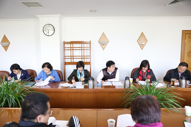 与会的教代会、工会委员在研讨中充分肯定了“建设发展规划”。他们一致表示，“建设发展规划”目标定位明确，对学院十二五发展成就和十三五发展规划的表述，既兼顾整体，又虚实结合，突出了改革创新的理念和思路，读完令人振奋。