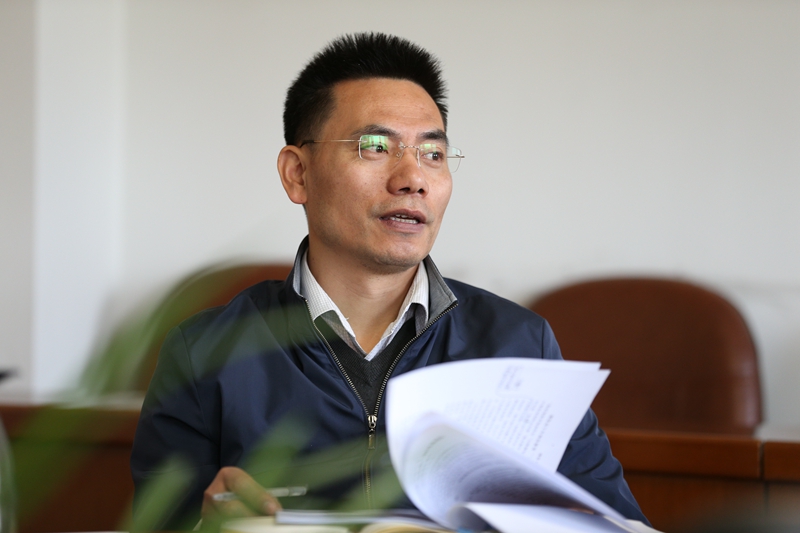 朱保江指出，大家的踊跃发言体现了对学院工作的关心和对事业建设发展的强烈关注，很多意见和建议非常好。他要求，院办继续牵头，及时收集整理好大家的意见建议，结合之前征求到的院领导和各部门意见建议，汇总形成修改花脸稿，为做好下一步修订工作打好基础。